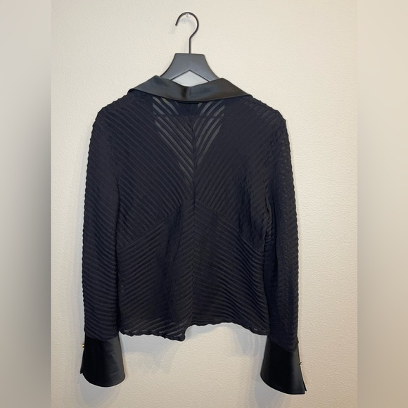 JS Collections Black Top - Picture 4 of 6